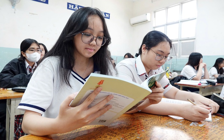 Bí quyết ôn thi tốt nghiệp THPT đạt điểm cao: Kỹ năng cơ bản môn địa lý