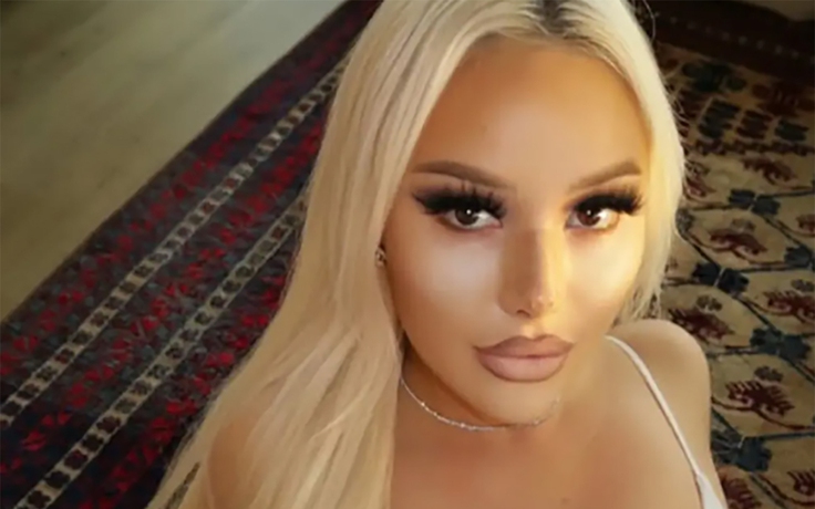 Nghệ sĩ giải trí Kylie Page qua đời ở tuổi 28