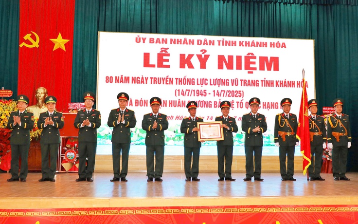 Khánh Hòa kỷ niệm 80 năm ngày truyền thống lực lượng vũ trang