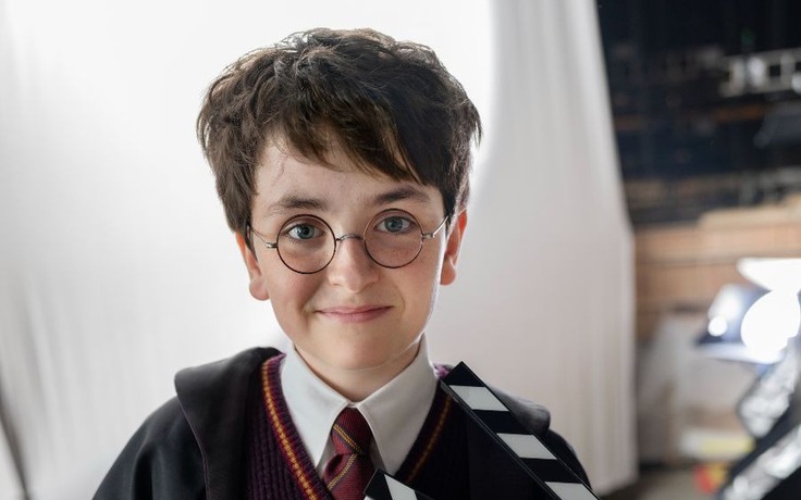 Hé lộ tạo hình như 'trùng sinh' của 'Harry Potter' phiên bản truyền hình