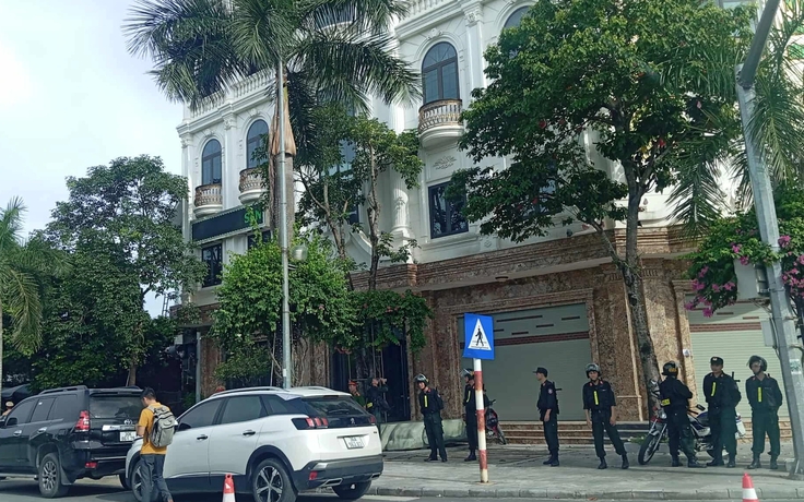 Khám xét khẩn cấp nơi ở của Ý 'yểng'