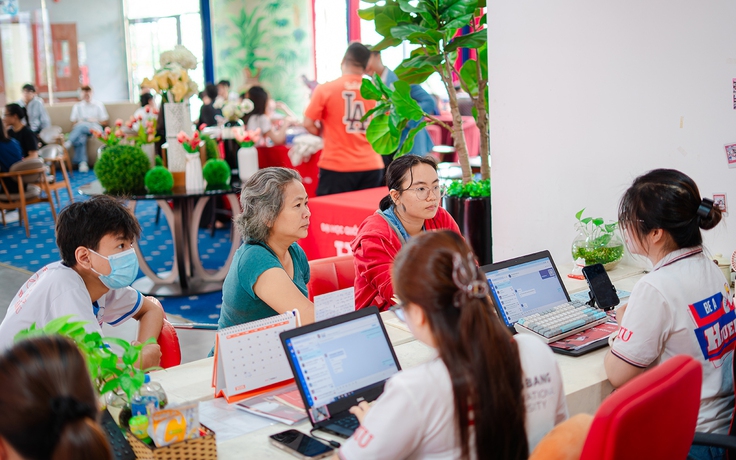 Trường Đại học Quốc tế Hồng Bàng công bố điểm sàn xét tuyển 2025