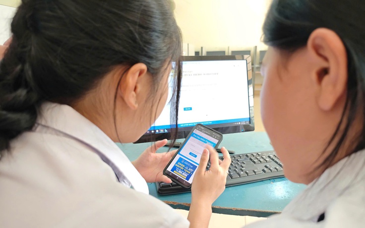 Bức tranh điểm chuẩn đại học năm 2025