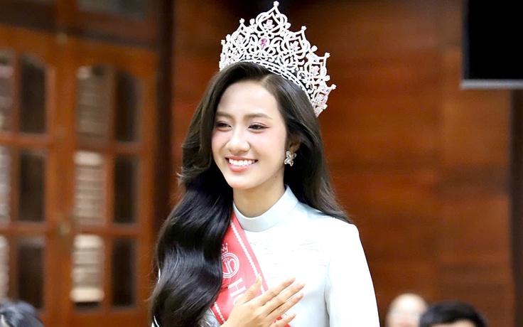 Hoa hậu Hà Trúc Linh: 'Cứ mạnh dạn bước đi để nắm lấy cơ hội'