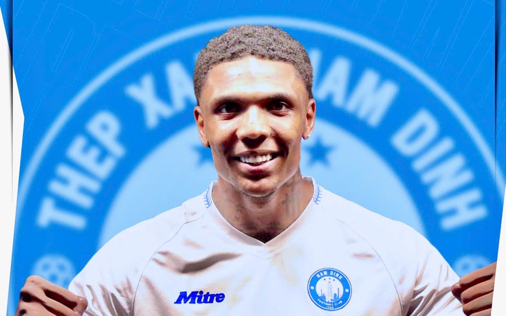 Nam Định chiêu mộ người ‘khổng lồ’ quốc tịch Anh cao hơn 2 m và tuyển thủ Nam Phi