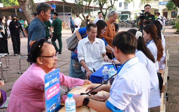Xã đầu tiên trên cả nước khám sức khỏe miễn phí cho toàn dân
