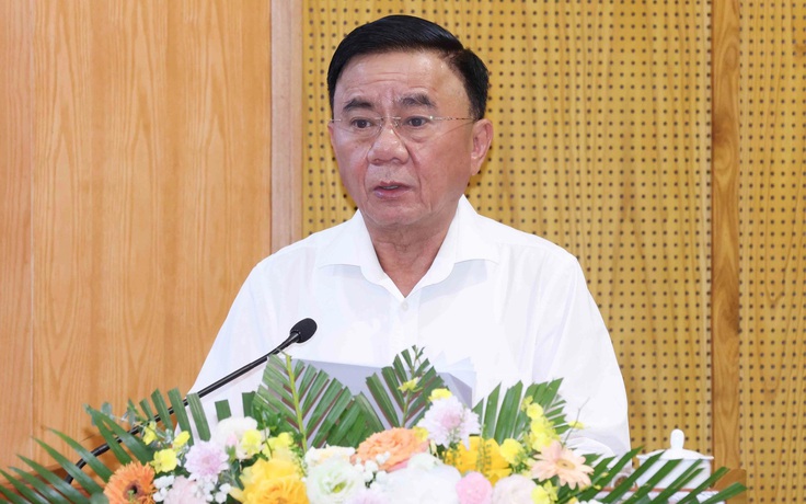 Thực hiện hiệu quả công tác bảo vệ nền tảng tư tưởng 
của Đảng