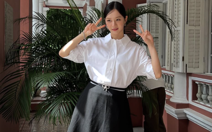 Chuẩn 'nàng thơ hiện đại' nhờ diện áo sơ mi trắng