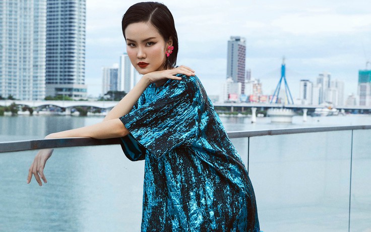 Hóa nàng thơ mùa hạ cùng sắc xanh sky blue tươi mát, dịu dàng và quyến rũ