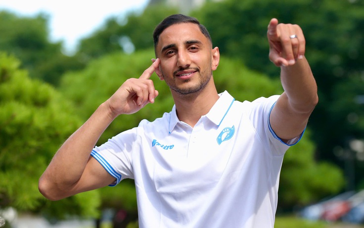 Nam Định chiêu mộ tuyển thủ Palestine, nhân sự mùa mới không chỉ có tiền đạo cao hơn 2 m