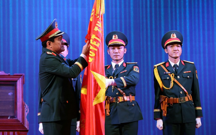 Lực lượng vũ trang Cần Thơ nhận Huân chương Bảo vệ Tổ quốc hạng nhì