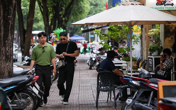 TP.HCM ngưng thu phí vỉa hè, chuẩn bị đề án quản lý mới