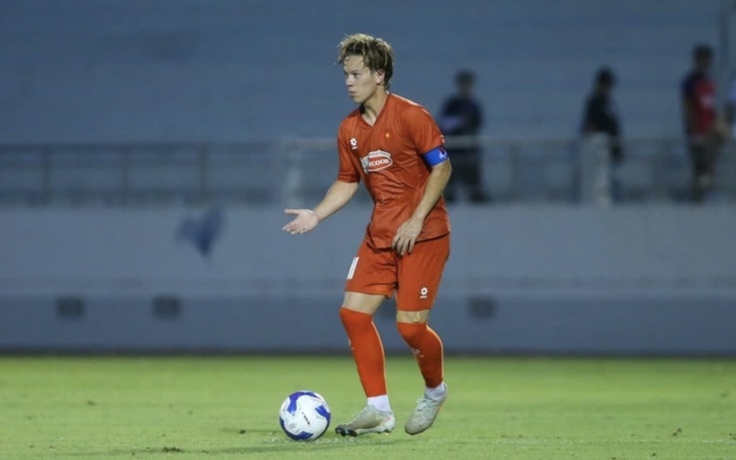 HLV Kim Sang-sik 'săn' thủ lĩnh cho U.23 Việt Nam: Ứng viên bất ngờ Viktor Lê