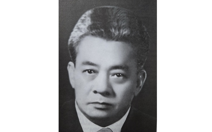 Những bóng hồng trong đời nghệ sĩ Năm Châu