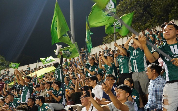 CLB Bình Phước: Hướng đến V-League bằng tình yêu và bản sắc người hâm mộ