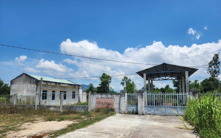 Bỏ hoang nhiều công trình tiền tỉ