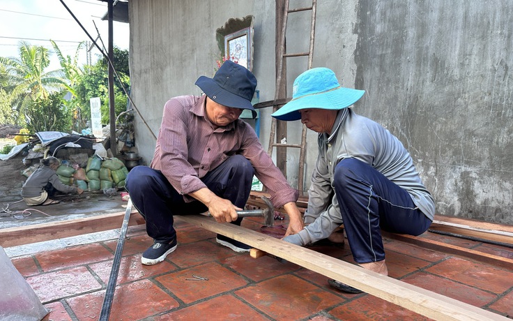 Những cụ ông đi xây tổ ấm cho người nghèo