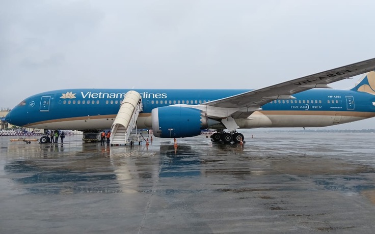 Máy bay Vietnam Airlines hạ cánh khẩn tại Ấn Độ để cấp cứu hành khách