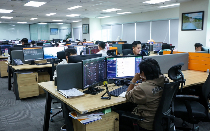 Tiền chảy mạnh, chứng khoán tăng nhanh lịch sử
