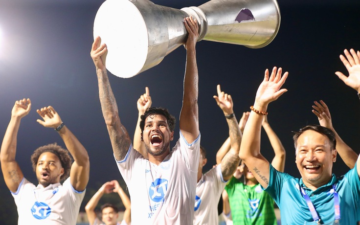 Một loạt CLB V-League đề xuất nóng: Cho 4 ngoại binh thi đấu trên sân, VPF ‘alo’ hỏi VFF