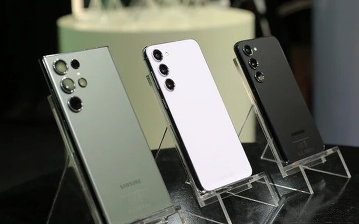 Nữ 25 tuổi thuê điện thoại trị giá cao, mang đi cầm cố