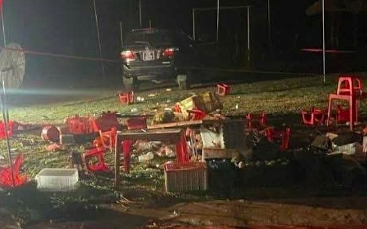 Lào Cai khai trừ Đảng phó bí thư xã uống rượu lái xe tông 11 người