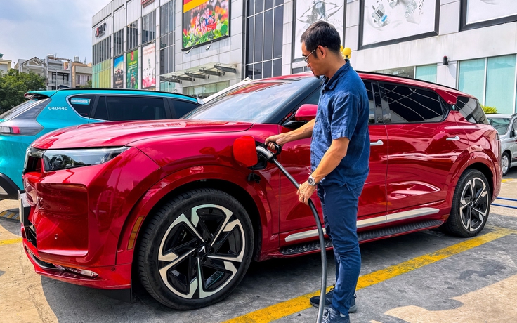 Cấp bách tăng tốc trạm sạc xe điện