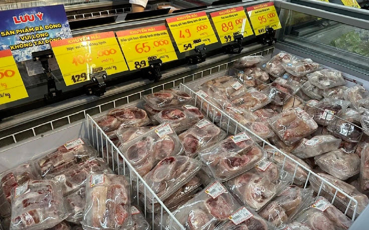 Giá heo hơi hôm nay 16.8.2025: Tiếp tục giảm, thịt nhập vượt 1 tỉ USD