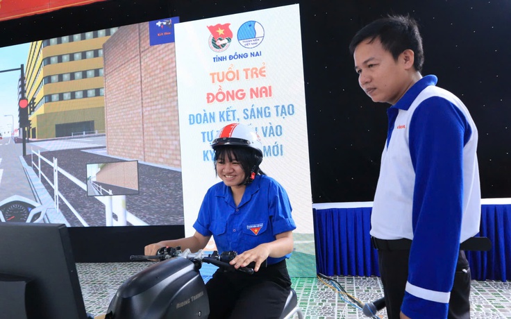 Xây dựng văn hóa giao thông với người trẻ