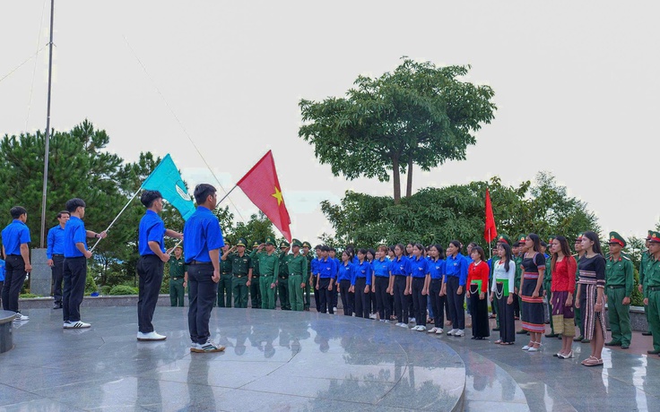 Hành trình 'Tôi yêu Tổ quốc tôi' tại xã biên giới  Bờ Y