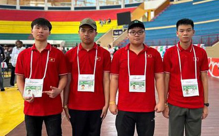 Cả 4 học sinh Việt Nam giành huy chương tại Olympic tin học quốc tế