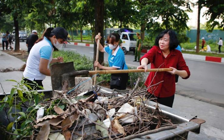 Hà Nội ra quân tổng vệ sinh môi trường toàn thành phố