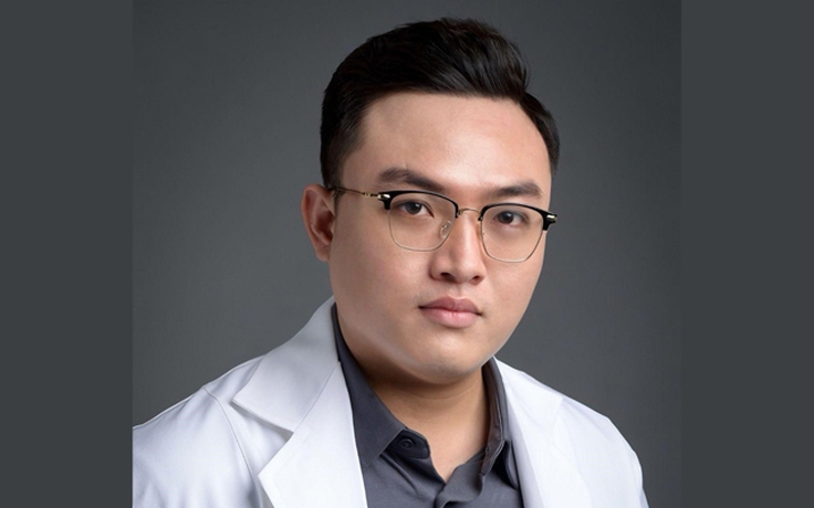 Bác sĩ Ghi Võ: Từ cậu học trò nghèo đến ‘người trồng nụ cười’ cho cộng đồng