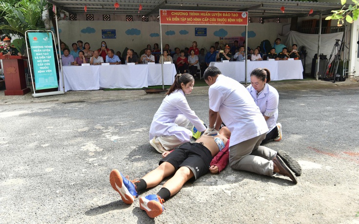 Ngưng tim đột ngột: Nên làm gì để cứu nạn nhân?