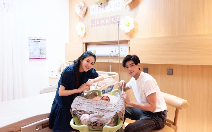 Diễn viên Phương Hằng đón con đầu lòng ở tuổi 36