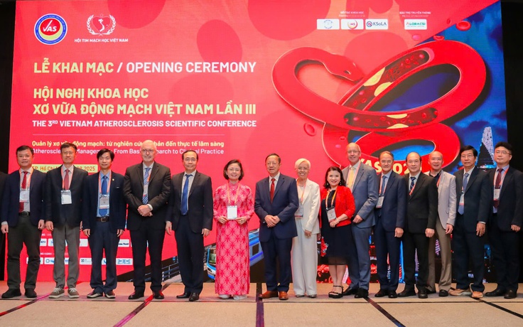 Thúc đẩy chuyển đổi thực hành lâm sàng trong điều trị xơ vữa động mạch