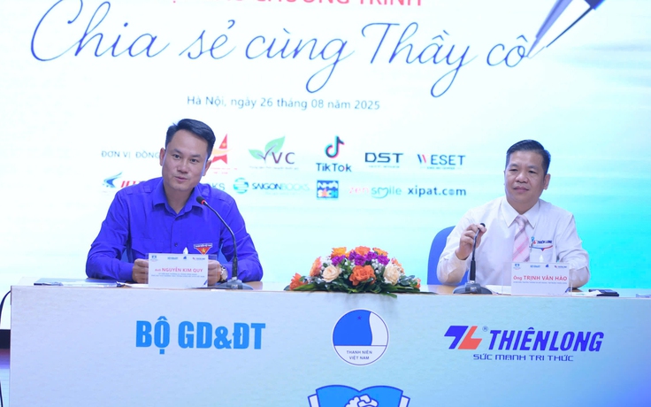 Chương trình 'Chia sẻ cùng thầy cô' tuyên dương số nhà giáo kỷ lục