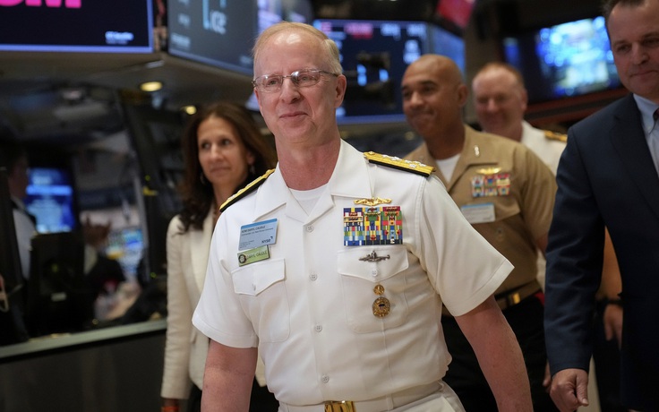 Hải quân Mỹ có tham mưu trưởng mới sau 6 tháng nữ tướng bị cách chức