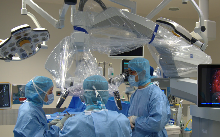 Mắc chứng ảo thanh, động kinh vì u hiếm ẩn sâu trong não