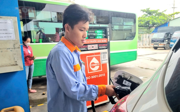 Giá xăng dầu hôm nay 28.8.2025: Viện Dầu khí dự báo xăng tăng, dầu giảm từ chiều nay