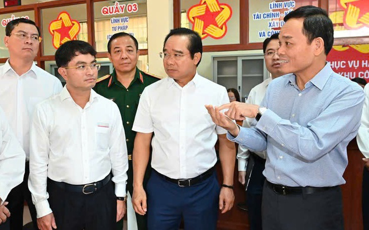 Bí thư Thành ủy TP.HCM Trần Lưu Quang làm việc với Ban Chấp hành Đảng bộ đặc khu Côn Đảo