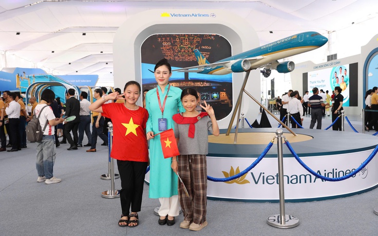 Dấu ấn Vietnam Airlines tại Triển lãm Thành tựu Đất nước