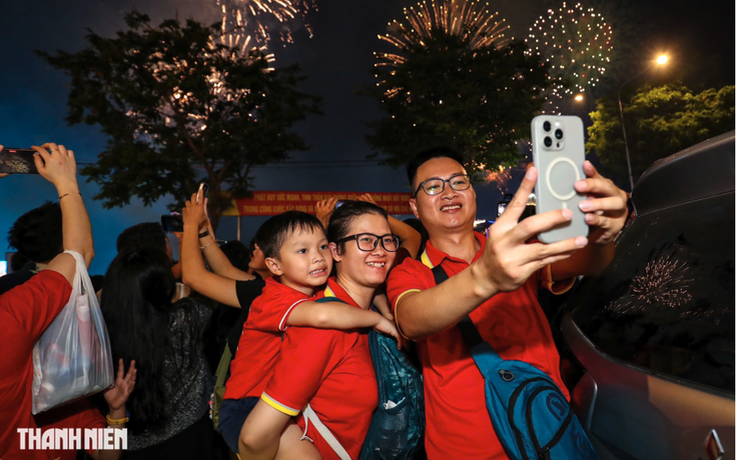 Người Việt Nam hạnh phúc hơn nhờ những yếu tố nào?