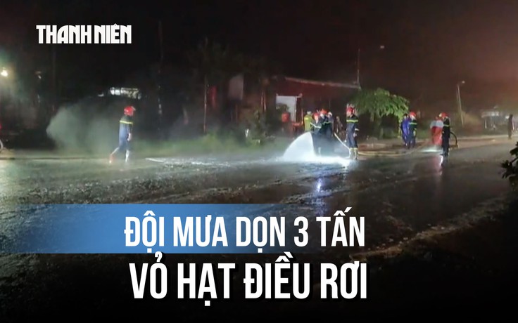 Hy hữu: 3 tấn vỏ hạt điều rơi trên đường, CSGT và PCCC có hành động đẹp