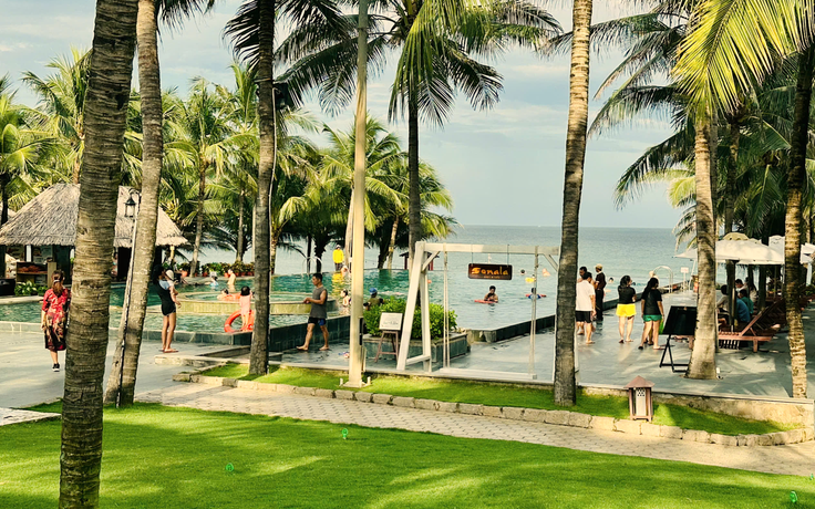 Mũi Né chật cứng du khách những ngày trước lễ Quốc khánh