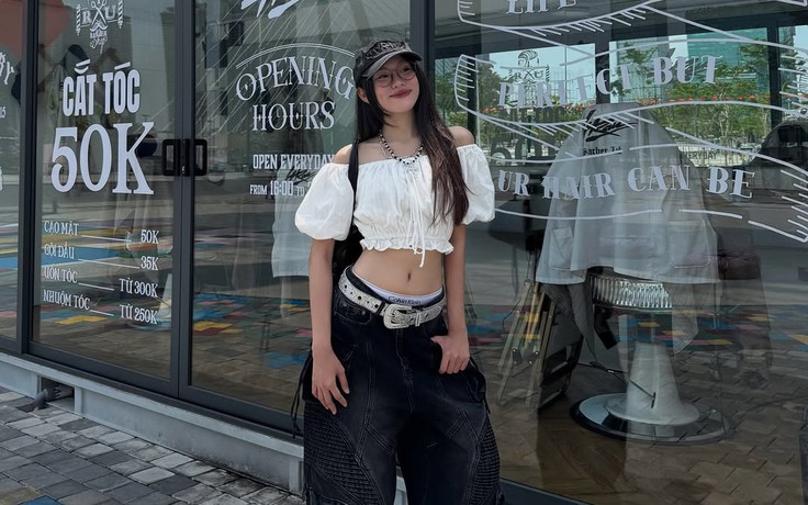 'Cân' mọi phong cách khi diện áo trễ vai