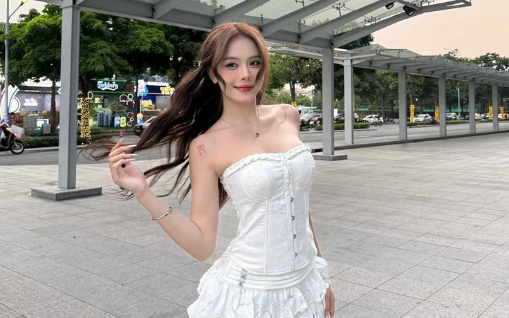 'Nữ hoàng' của mọi cuộc dạo phố gọi tên chân váy tầng