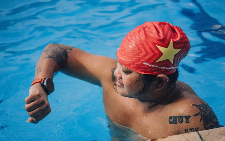 Từ Bắc vào Nam, hàng trăm người rủ nhau bơi để 'cùng con đi tiếp cuộc đời'