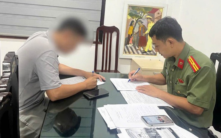 Bị phạt 7,5 triệu đồng vì tung tin 'biểu tình đòi phát vé' ở Hà Nội