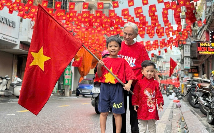 Người dân tại hơn 1.900 xã đã nhận quà tặng Quốc khánh